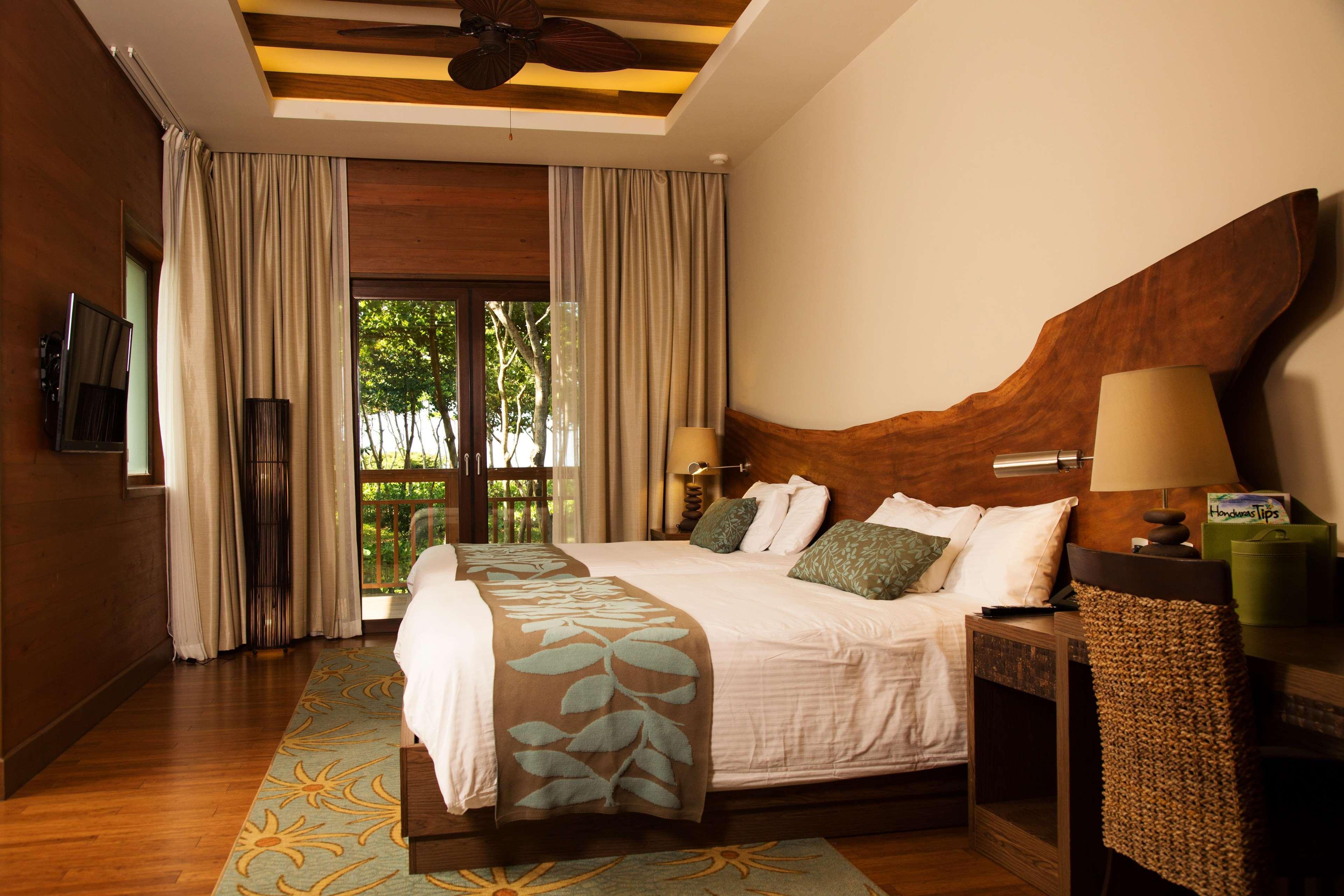 Indura Beach & Golf Resort Curio Collection By Hilton Tela Bagian luar foto