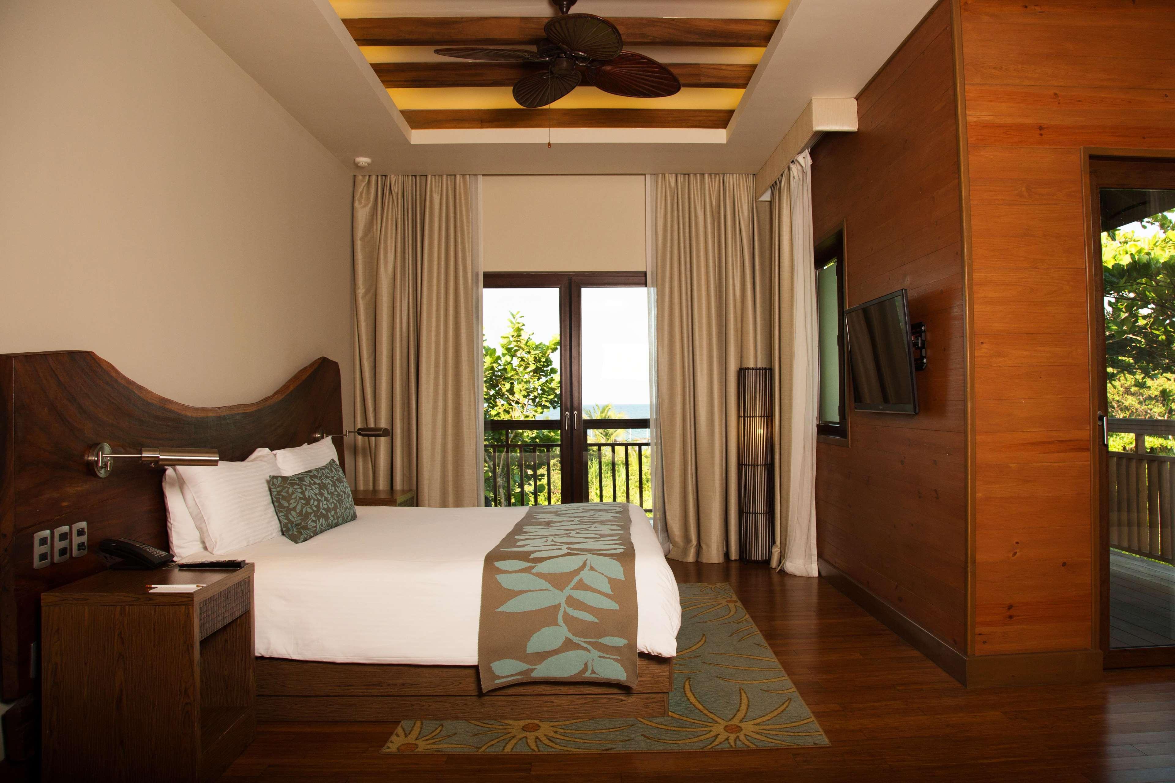 Indura Beach & Golf Resort Curio Collection By Hilton Tela Bagian luar foto